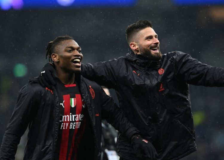 Rafael Leao Olivier Giroud AC Milan