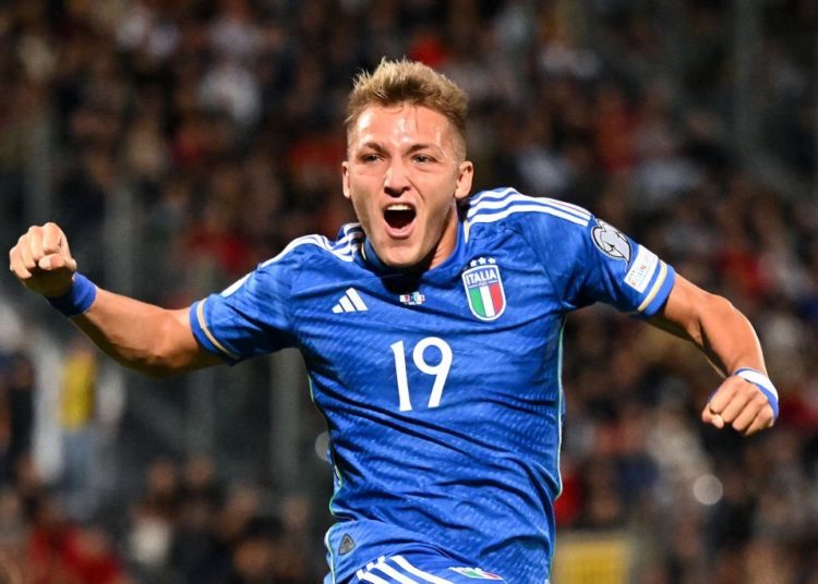 Mateo Retegui ريتيجي