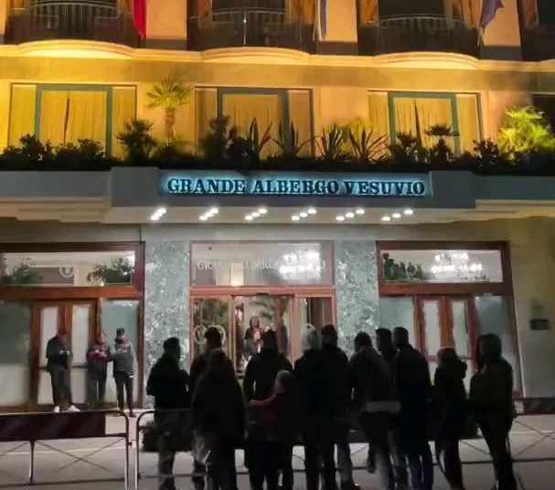 ميلان نابولي