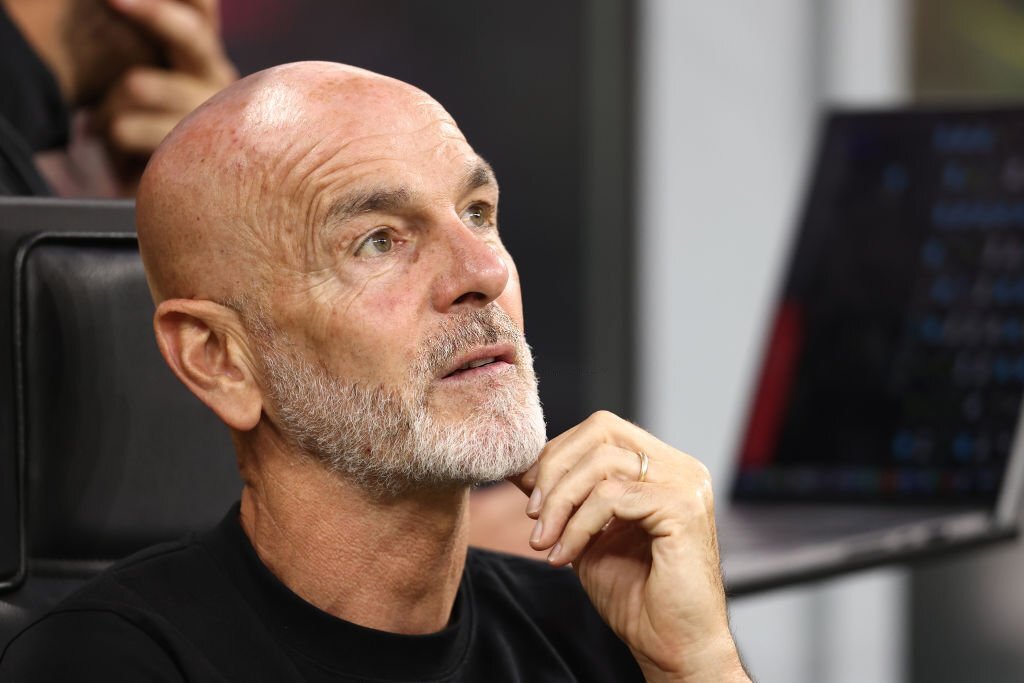 Stefano Pioli AC Milan بيولي ميلان