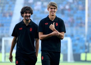 Yacine Adli Charles De Ketelaere AC Milan