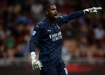 Mike Maignan AC Milan مينيون ميلان
