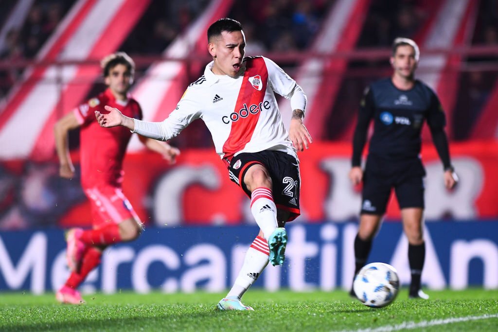 Esequiel Barco River Plate