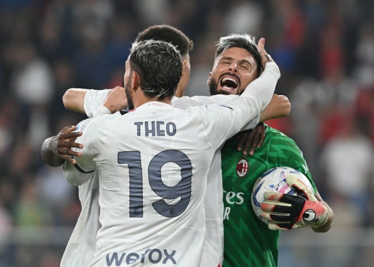 Olivier Giroud AC Milan goalkeeper