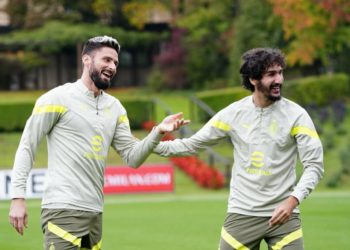 Olivier Giroud Yacine Adli AC Milan