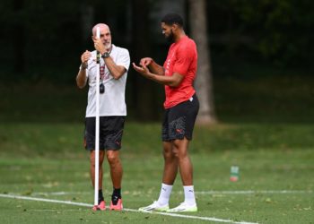 Stefano Pioli Ruben Loftus-Cheek AC Milan