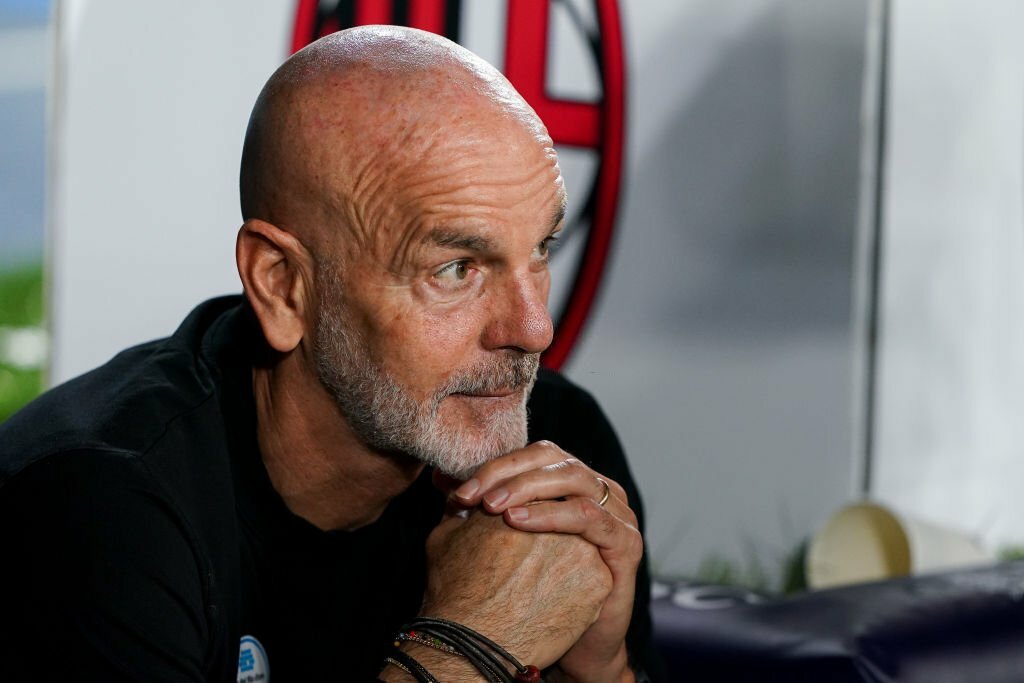 Stefano Pioli AC Milan بيولي ميلان