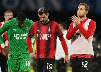 AC Milan players dejected