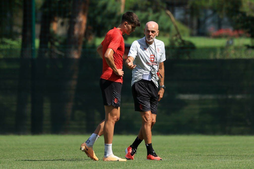 Stefano Pioli Davide Bartesaghi AC Milan
