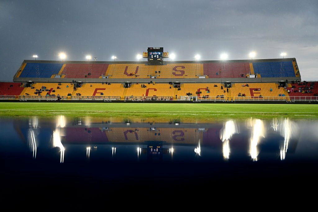 Lecce stadium Via del Mare