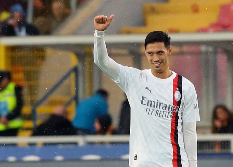 Tijjani Reijnders AC Milan رايندرز ميلان