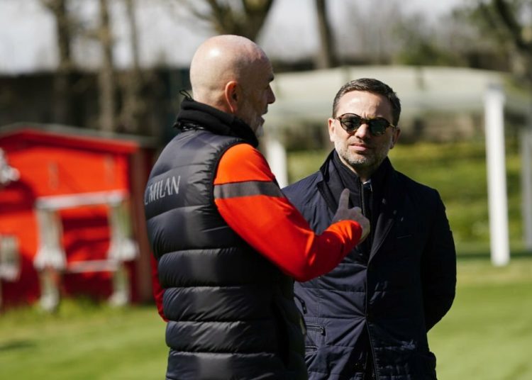 Stefano Pioli Giorgio Furlani AC Milan بيولي ميلان فورلاني