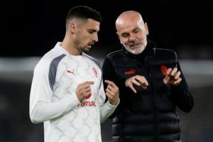 Rade Krunic Stefano Pioli AC Milan كرونيتش ميلان