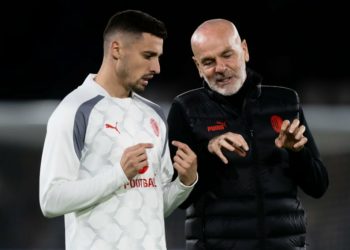 Rade Krunic Stefano Pioli AC Milan كرونيتش ميلان