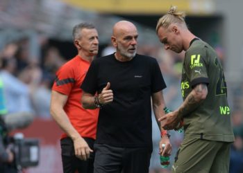 Stefano Pioli Simon Kjaer AC Milan