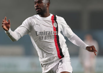 Fikayo Tomori AC Milan توموري ميلان
