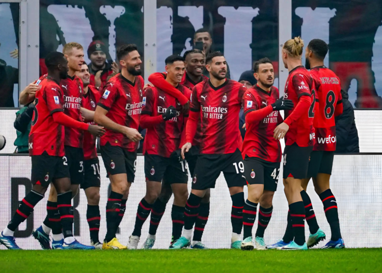 AC Milan players celebrating ميلان