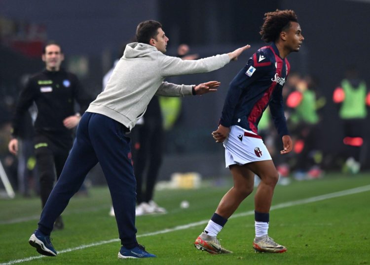 Thiago Motta Bologna Joshua Zirkzee تياغو موتا زيركزي بولونيا