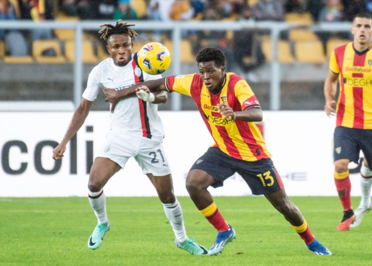 Patrick Dorgu of Lecce vs Samuele Chukwueze from AC Milan دورغو تشوكويزي ميلان