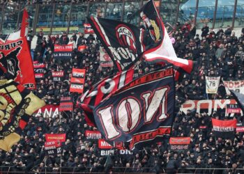 AC Milan fans