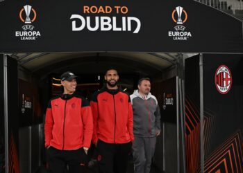 Tijjani Reijnders and Ruben Loftus-Cheek of AC Milan