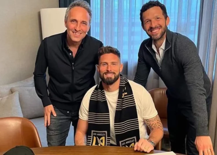 Olivier Giroud to LA FC
