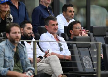 Paolo Maldini باولو مالديني