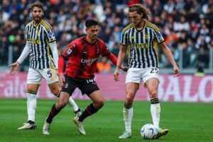 Adrien Rabiot and Tijjani Reijnders of AC Milan