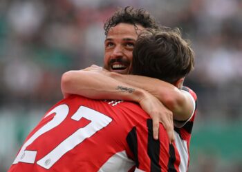 Daniel Maldini and Alessandro Florenzi of AC Milan