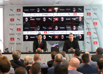Zlatan Ibrahimovic and Paulo Fonseca (Getty Images)