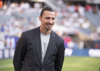 Zlatan Ibrahimovic ميلان إبراهيموفيتش (AC Milan)