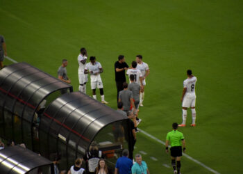 AC Milan players and Paulo Fonseca فونسيكا ميلان