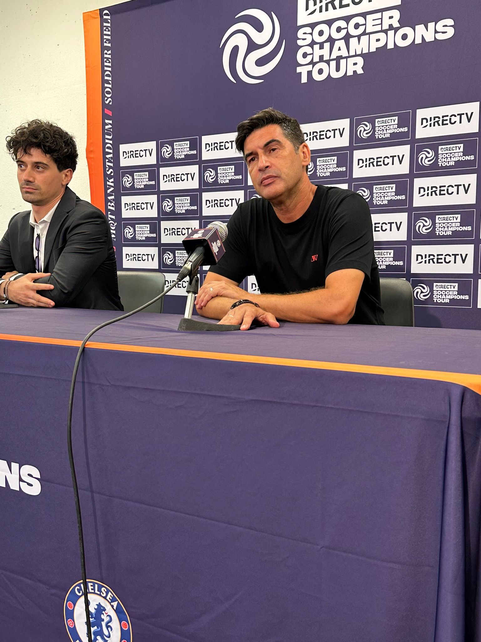 Fonseca  فونسيكا in a press conference in Baltimore after friendly match vs FC Barcelona (Francisco Alonzo for Milanreports.com)