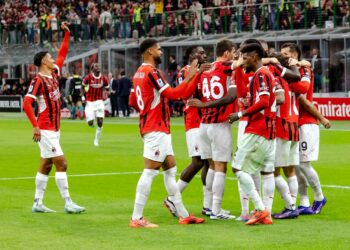 AC Milan players celebrate ميلان