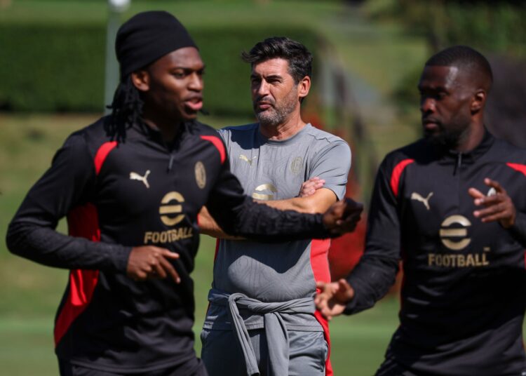 Paulo Fonseca Rafael Leao Fikayo Tomori AC Milan فونسيكا لياو توموري ميلان