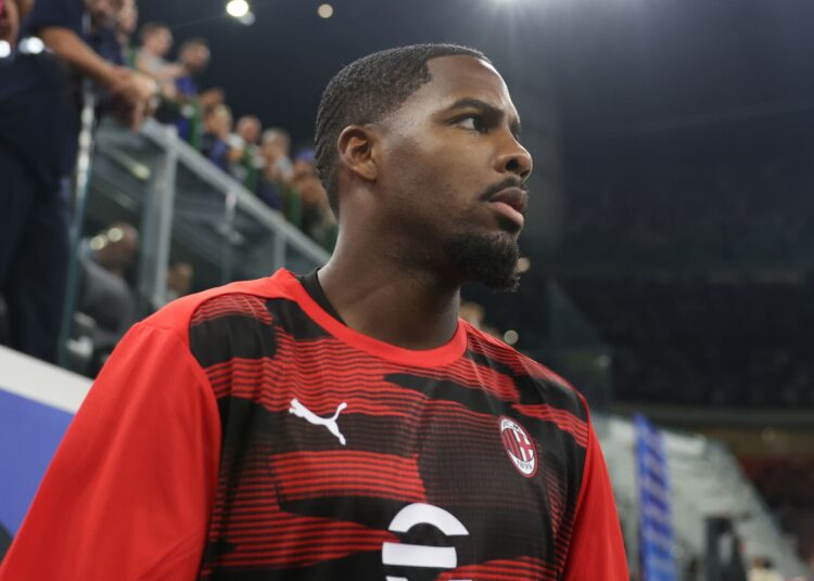 Mike Maignan AC Milan مينيون ميلان