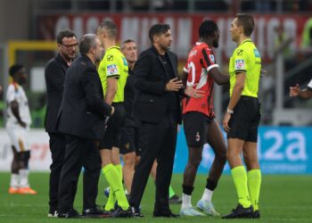 AC Milan Paulo Fonseca referee Luca Zufferli