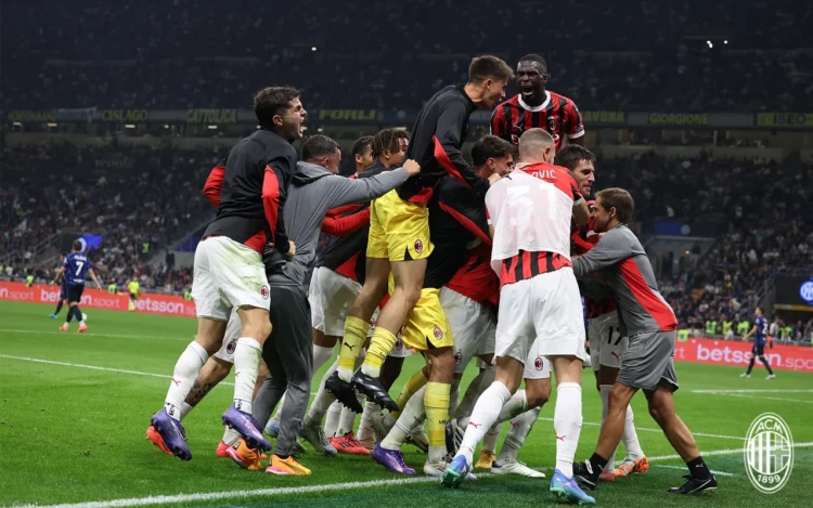 AC Milan players celebrating (Photo credit: acmilan.com) ميلان