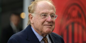 Paolo Scaroni AC Milan سكاروني ميلان