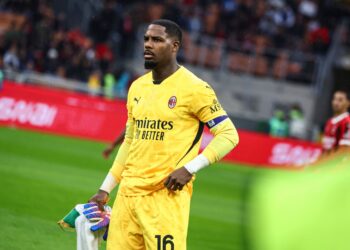 Mike Maignan AC Milan مينيون ميلان