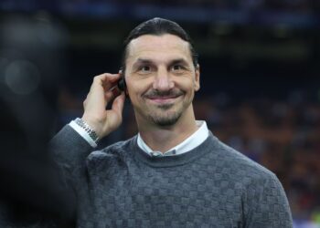 Zlatan Ibrahimovic AC Milan إبراهيموفيتش ميلان