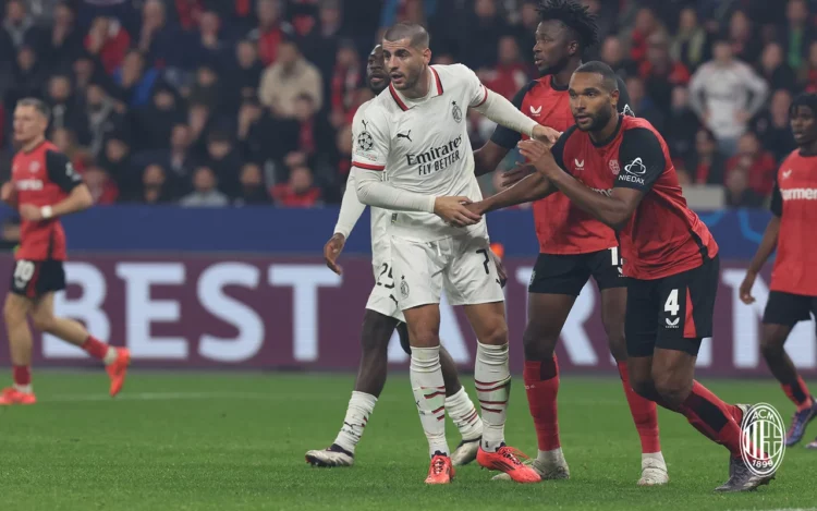 Alvaro Morata AC Milan Jonathan Tah Bayer Leverkusen