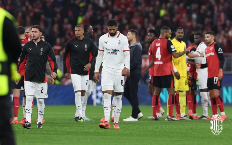 AC Milan players dejected