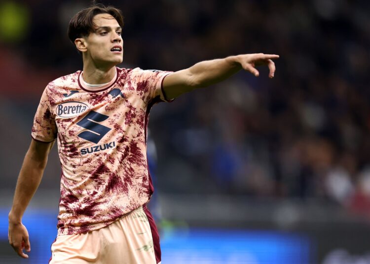 Samuele Ricci during a match against Inter Milan ريتشي