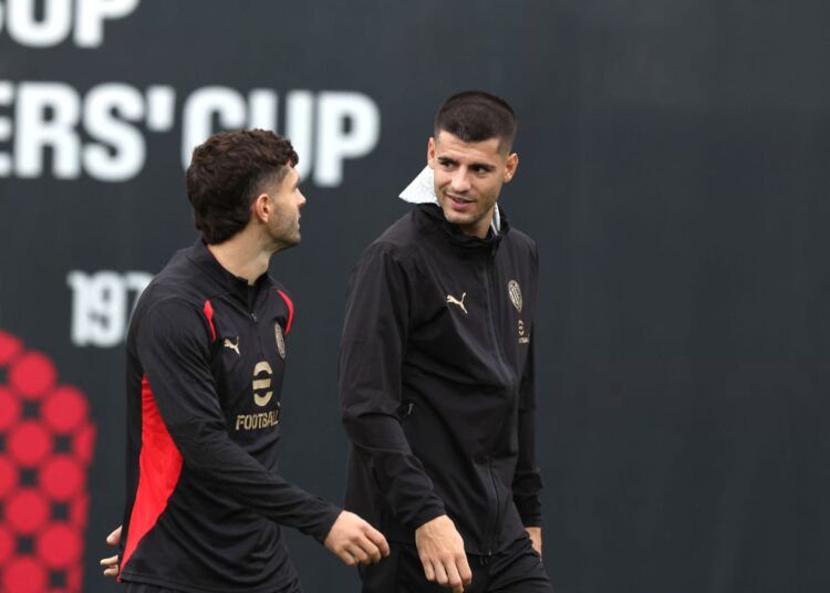 Christian Pulisic and Alvaro Morata of AC Milan ميلان بوليسيك موراتا