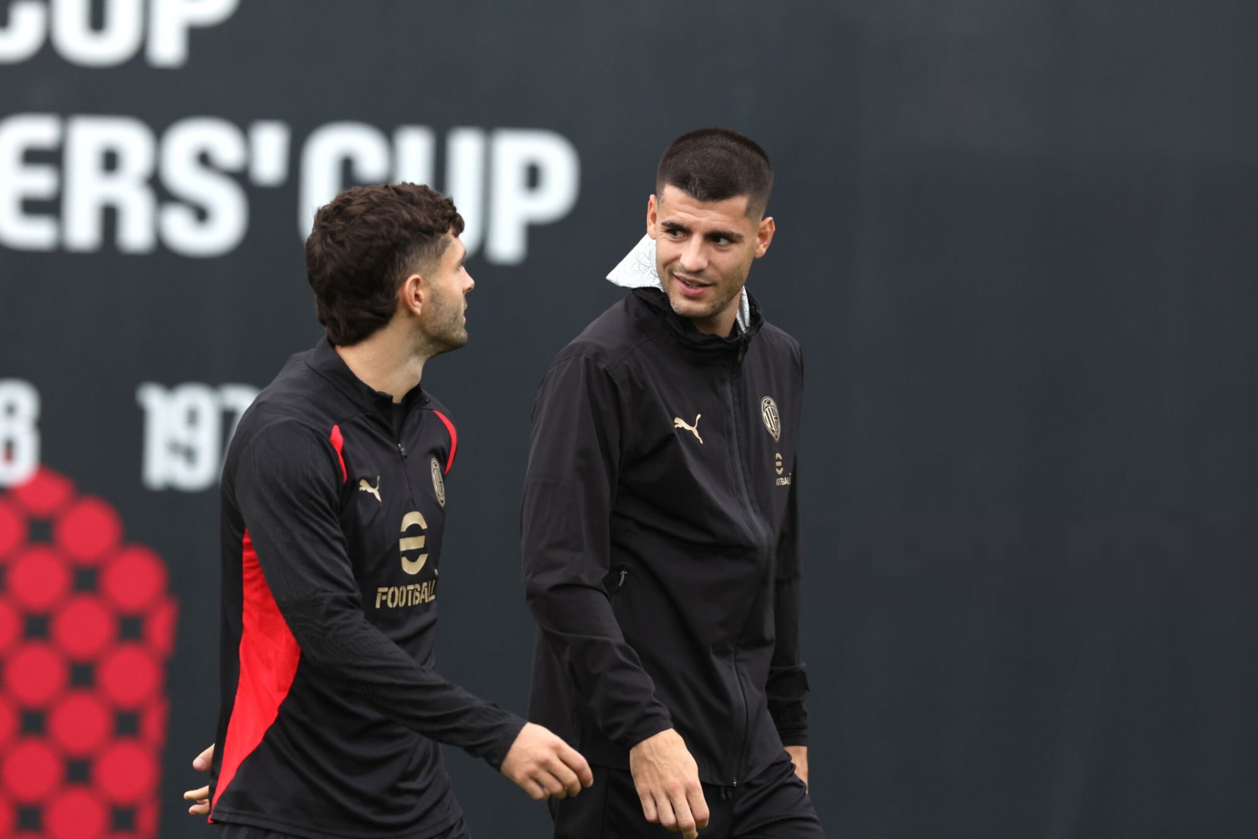 Christian Pulisic and Alvaro Morata of AC Milan ميلان بوليسيك موراتا