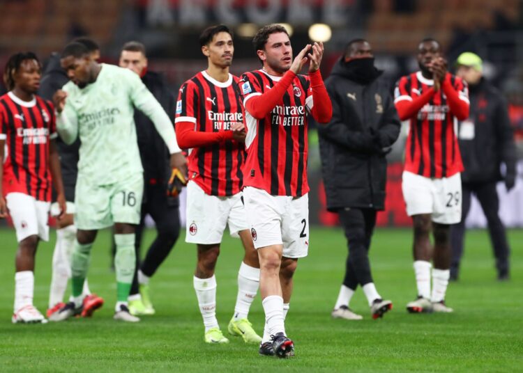 AC Milan Davide Calabria كالابريا ميلان