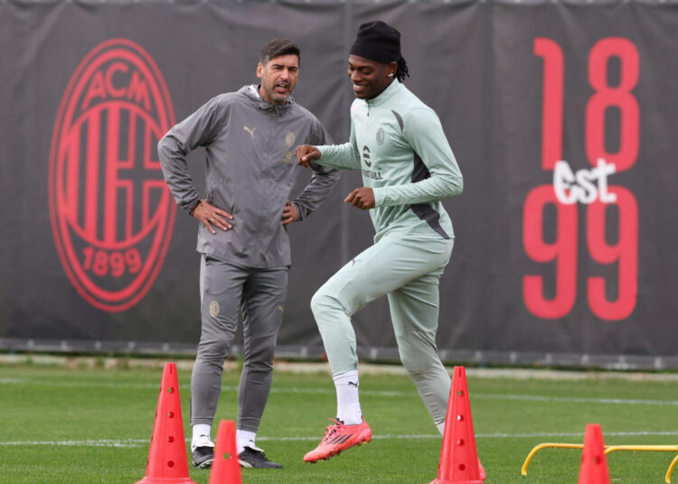 Rafael Leao Paulo Fonseca AC Milan