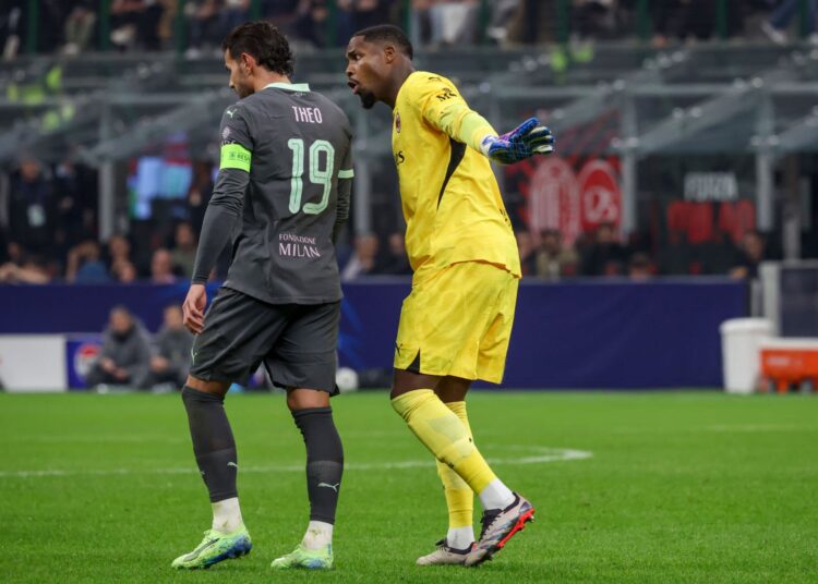 Theo Hernandez Mike Maignan مينيون ثيو ميلان