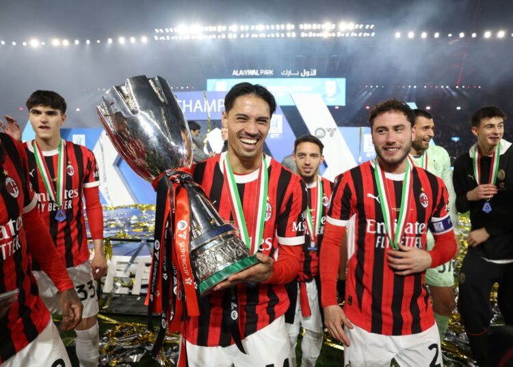 Davide Calabria Tijjani Reijnders AC Milan ميلان رايندرز كالابريا